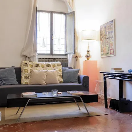 Apartment Toscanella Charming Florence
