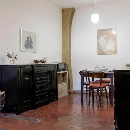 Toscanella Charming *